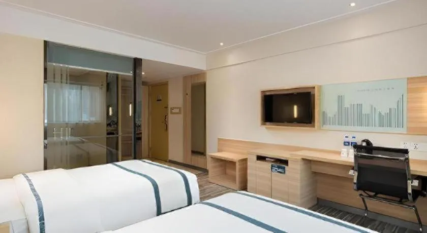 Bed in City Comfort Inn Changsha Yuelu Mountain Hunan University Central South University