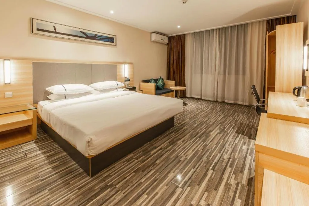 Bed in City Comfort Inn Hechi Yizhou Bus Terminal