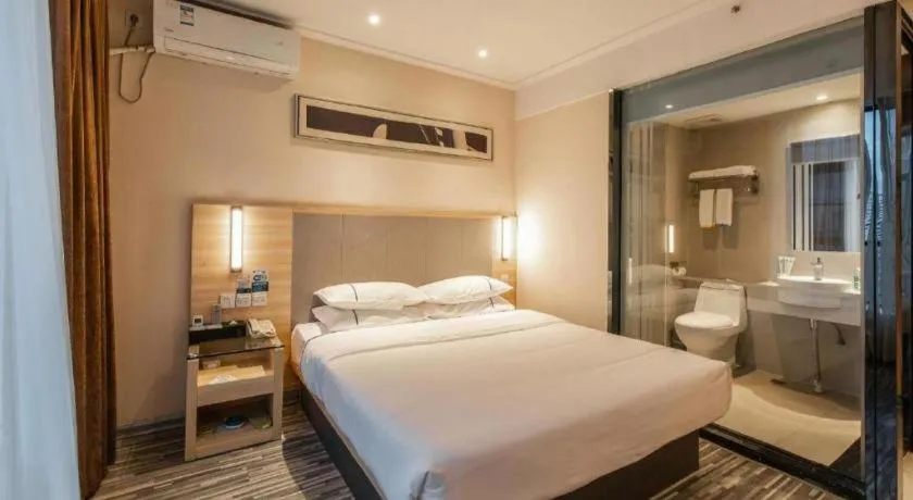 Bed in City Comfort Inn Hechi Yizhou Bus Terminal