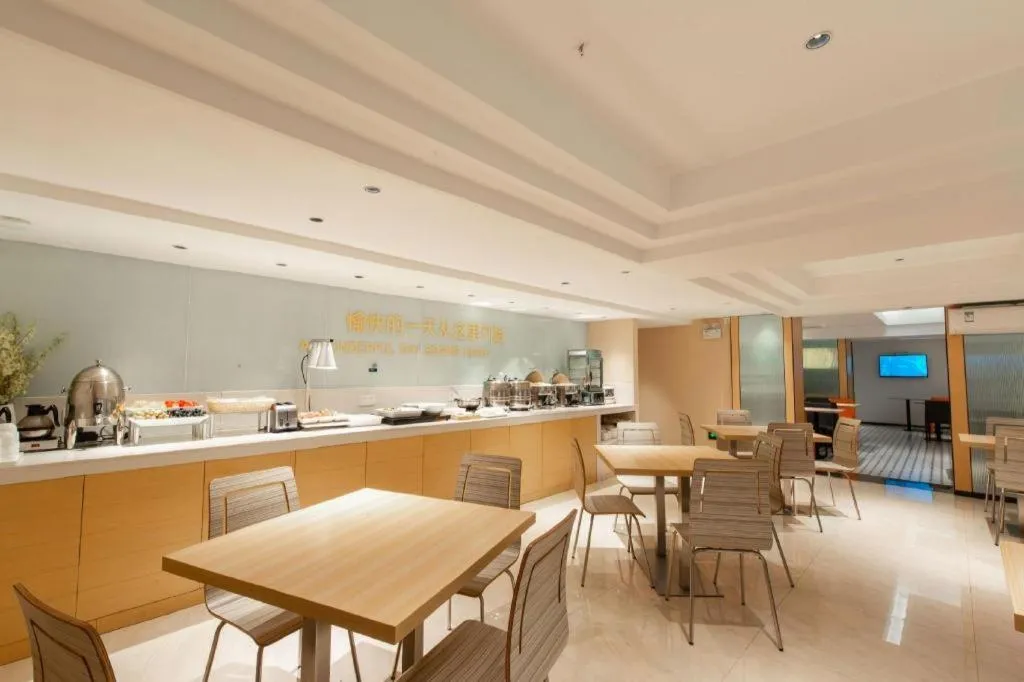 City Comfort Inn Hechi Yizhou Bus Terminal