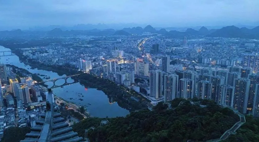 City Comfort Inn Hechi Yizhou Bus Terminal