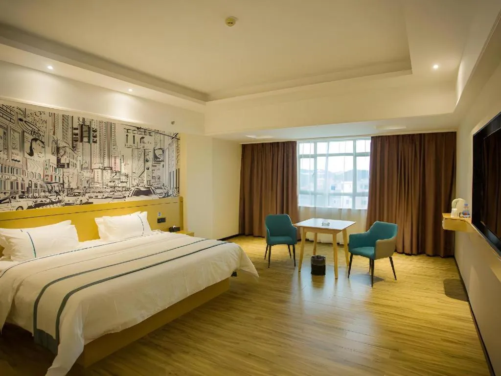 Bed in City Comfort Inn Huizhou Longmen