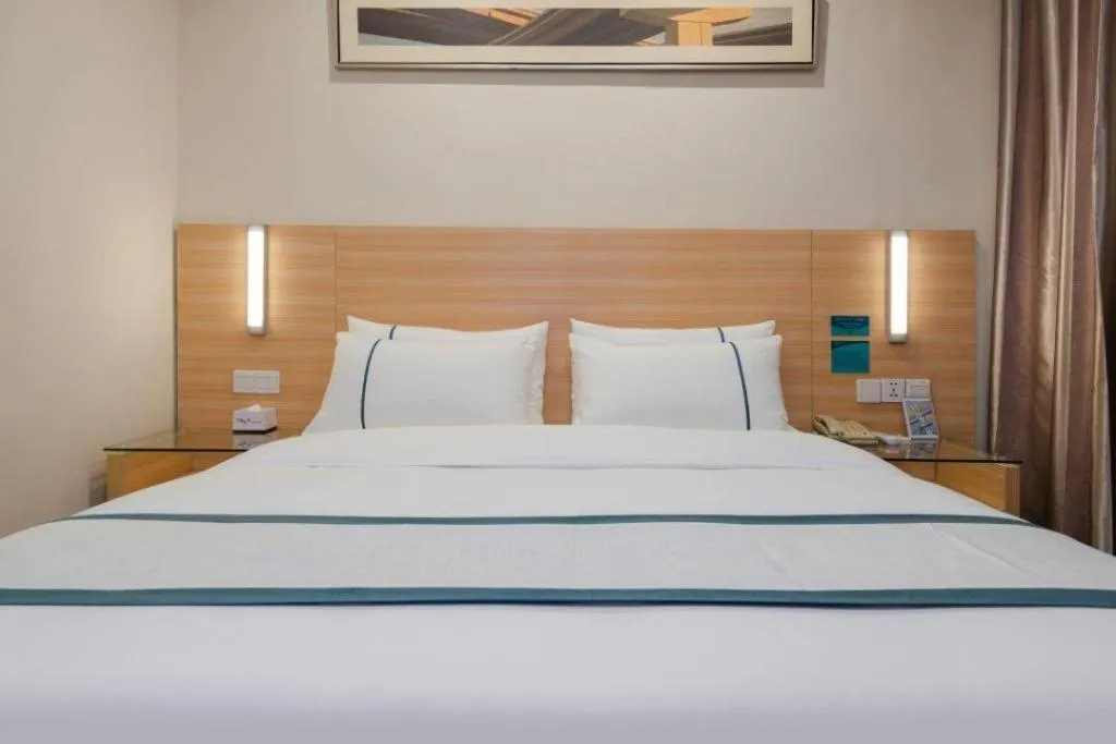 Bed in City Comfort Inn Guilin North Railway Station