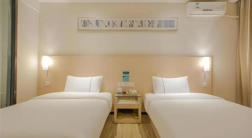 Bed in City Comfort Inn Nanning Dancun Road