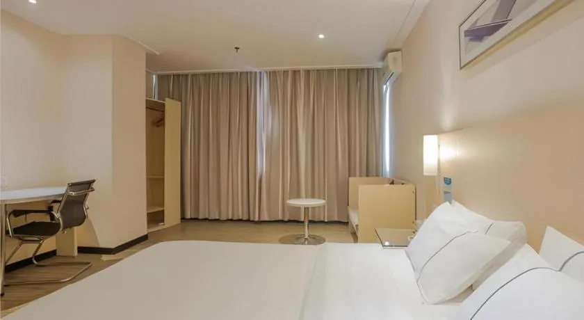 Bed in City Comfort Inn Nanning Dancun Road