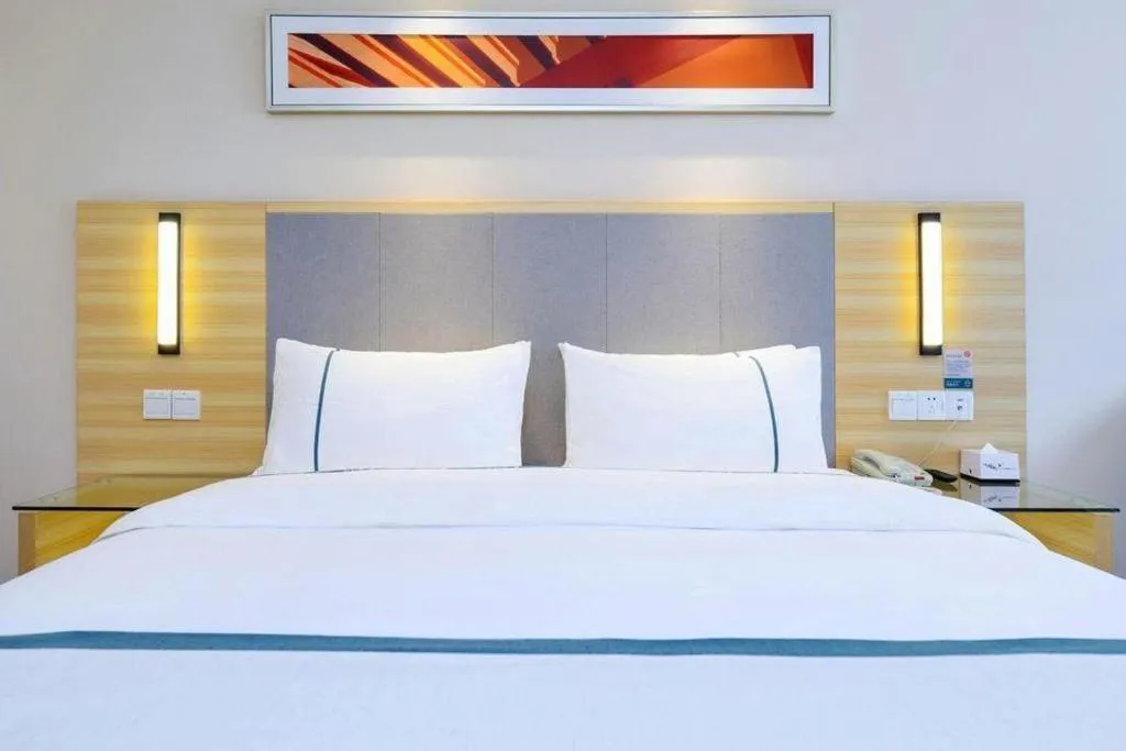 Bed in City Comfort Inn Chengdu Hongpailou Wuhou Avenue Metro Station