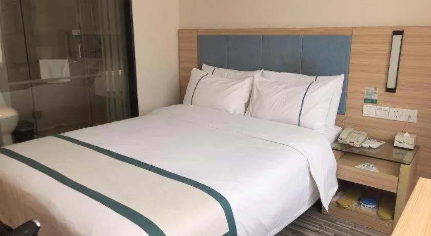 Bed in City Comfort Inn Chengdu Hongpailou Wuhou Avenue Metro Station