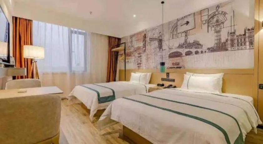 Bed in City Comfort Inn Meishan Wanda Plaza