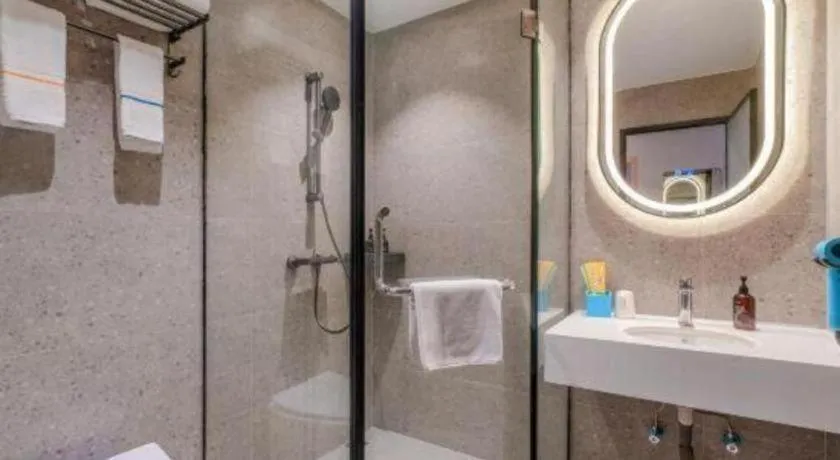 City Comfort Inn Guilin North High Speed Railway Station Square