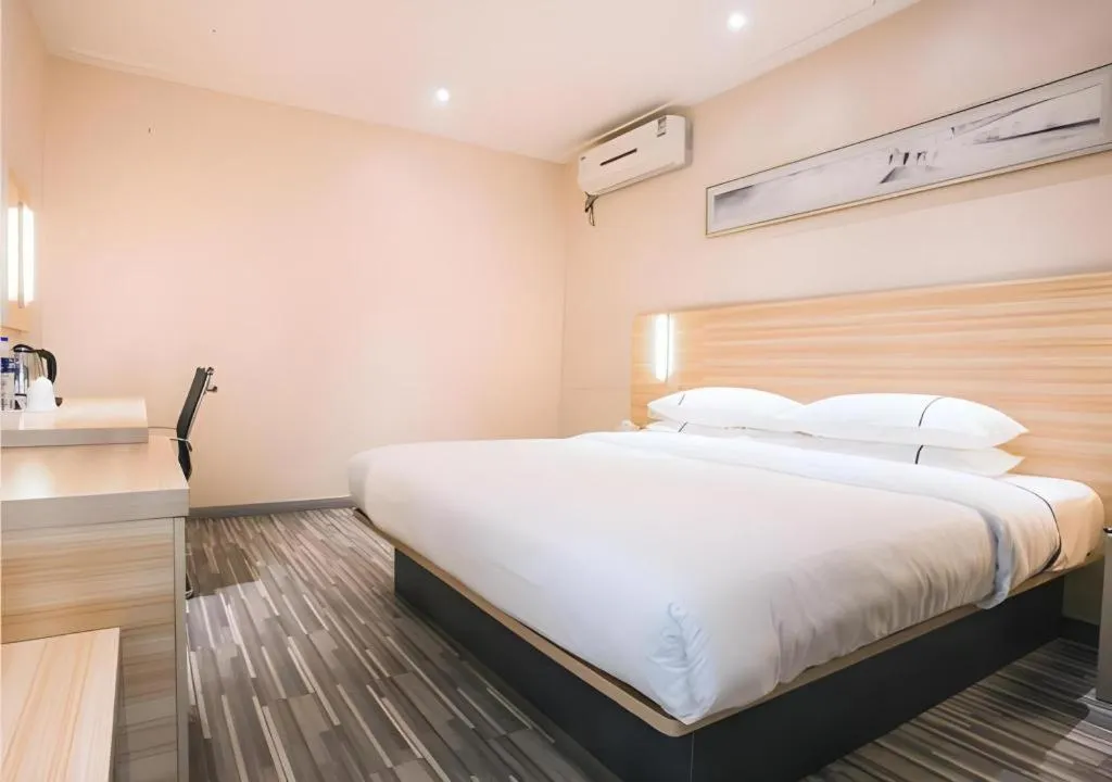 Bed in City Comfort Inn Changsha Wuyi Avenue Yingbin Road