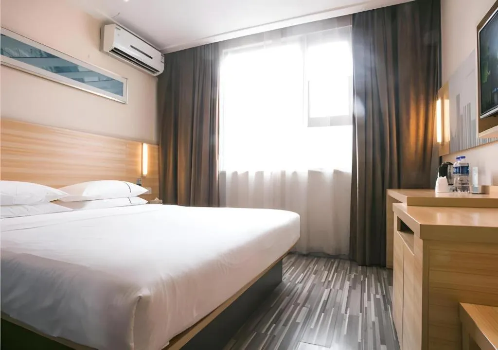 Bed in City Comfort Inn Changsha Wuyi Avenue Yingbin Road