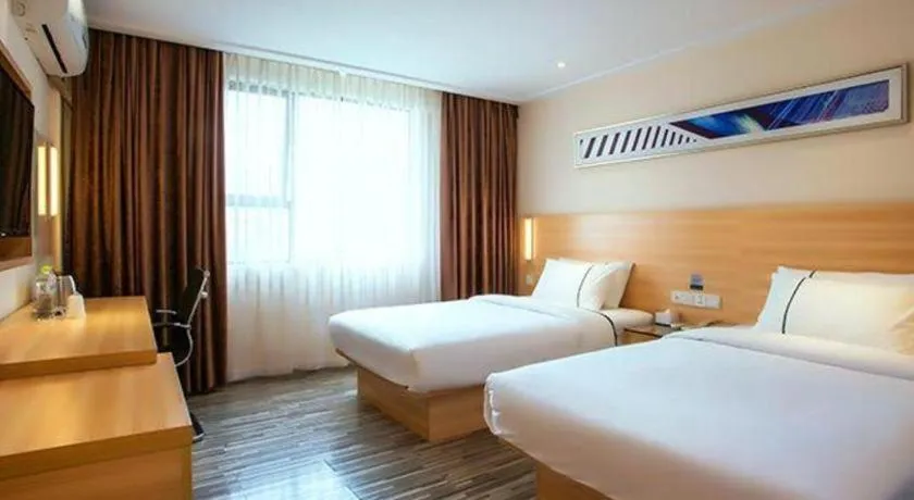 Bed in City Comfort Inn Guilin Jiatianxia Square International Conferences & Exhibition Center