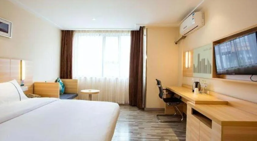 Bed in City Comfort Inn Guilin Jiatianxia Square International Conferences & Exhibition Center
