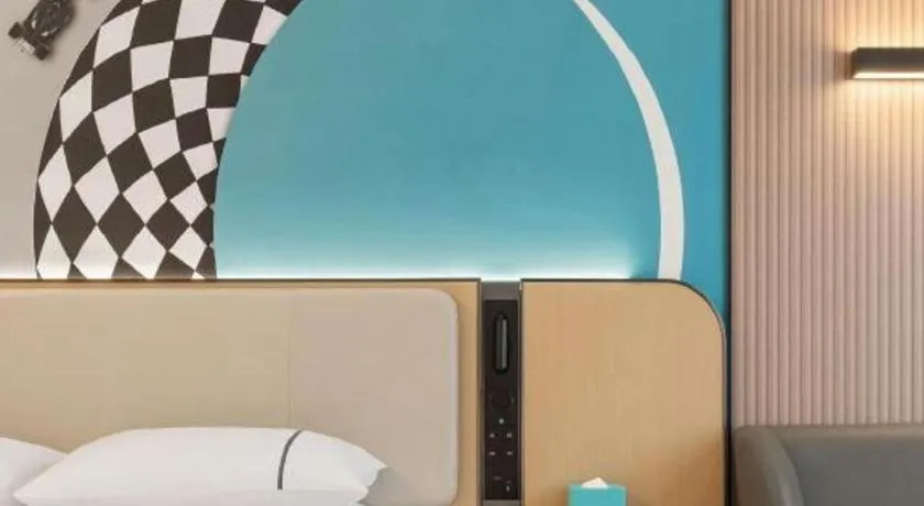 Bed in City Comfort Inn Guilin Jiatianxia Square International Conferences & Exhibition Center