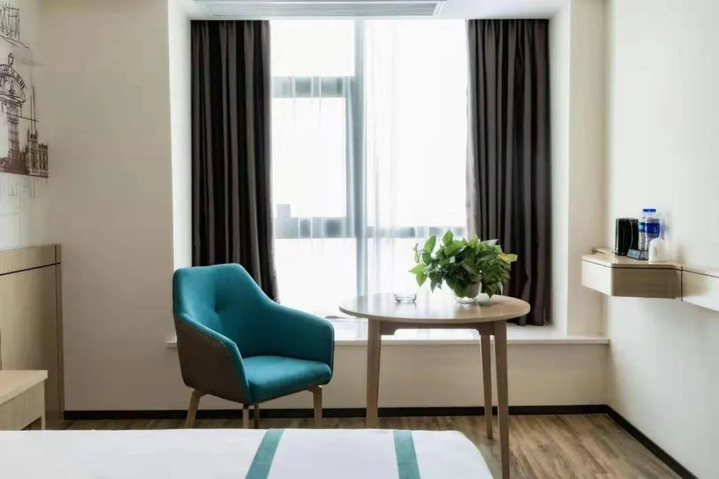 Bed in City Comfort Inn Hefei Mingzhu Square Fanhua Avenue