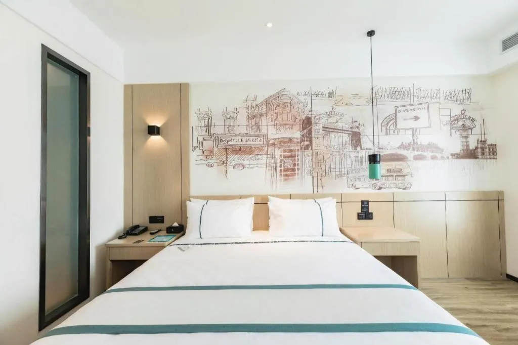 Bed in City Comfort Inn Hefei Mingzhu Square Fanhua Avenue