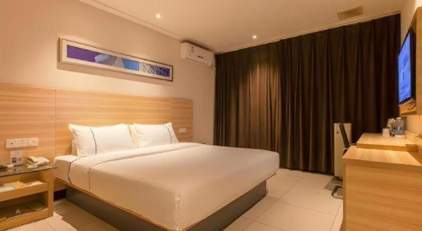 Bed in City Comfort Inn Wuhan Zoo Guobo Maying Road Metro Station