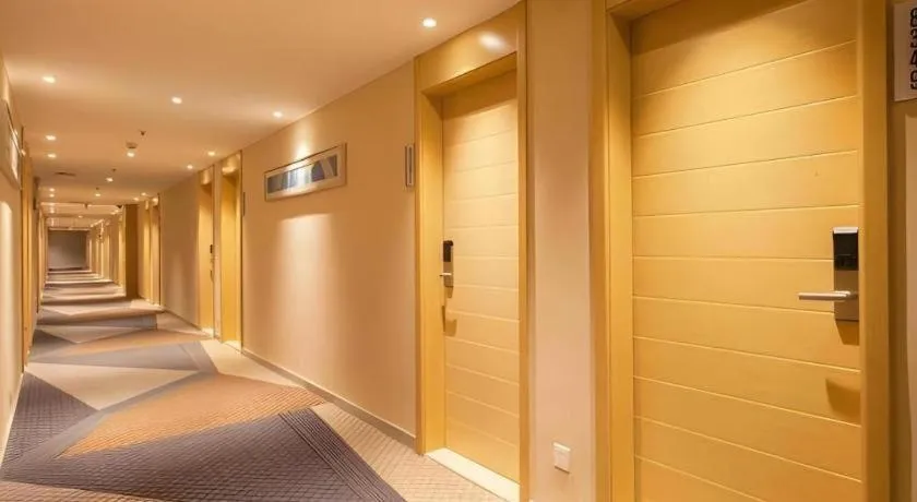 City Comfort Inn Wuhan Zoo Guobo Maying Road Metro Station