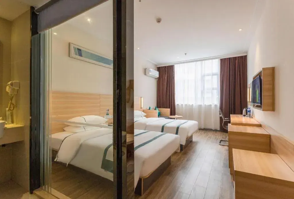 Bed in City Comfort Inn Wuhan Zoo Guobo Maying Road Metro Station Bed in City Comfort Inn Wuhan Zoo Guobo Maying Road Metro Station