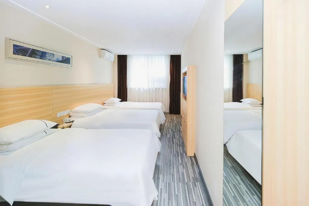 Bed in City Comfort Inn Wuhan Zoo Guobo Maying Road Metro Station