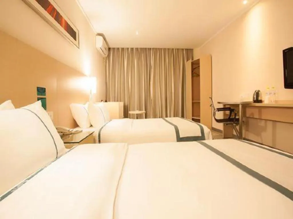 Bed in City Comfort Inn Nanning Zoo Metro Station