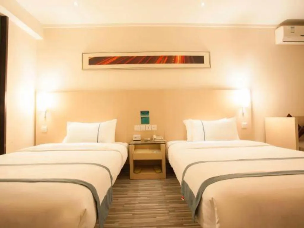 Bed in City Comfort Inn Nanning Zoo Metro Station