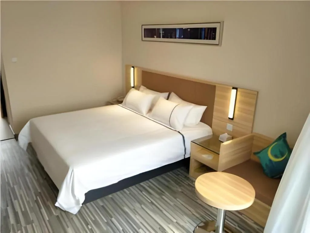 Bed in City Comfort Inn Luohe Railway Station Jiefang Road