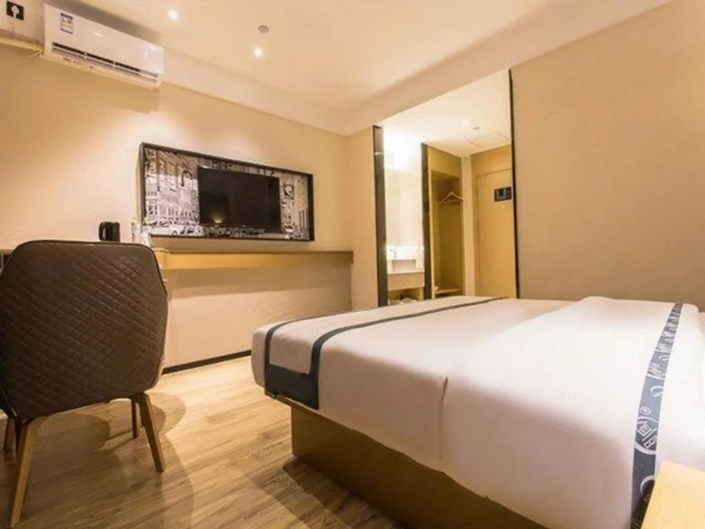 Bed in City Comfort Inn Nanning International Exhibition Jinhu Plaza