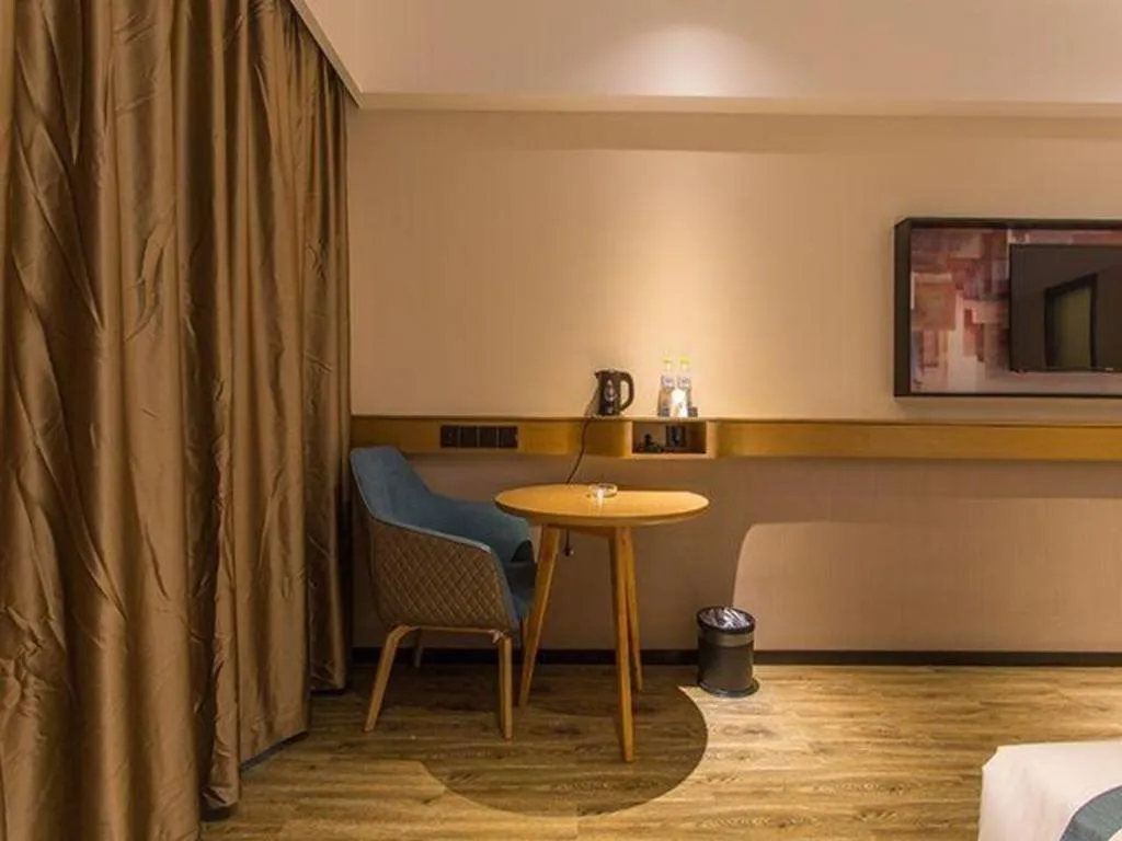 Bed in City Comfort Inn Nanning International Exhibition Jinhu Plaza