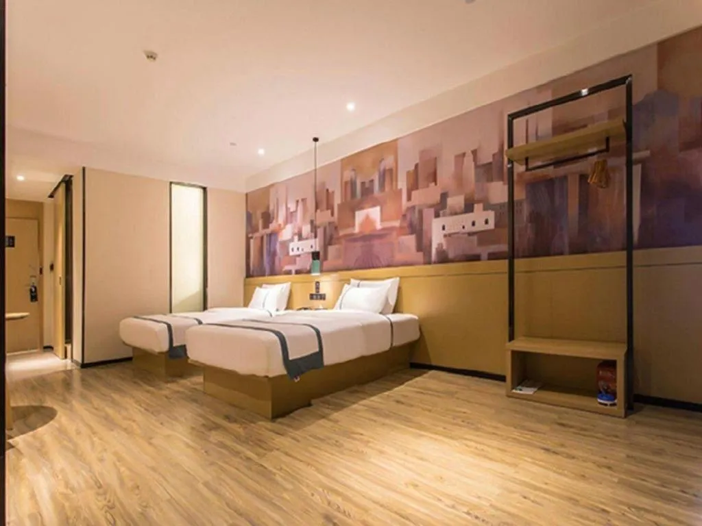 Bed in City Comfort Inn Nanning International Exhibition Jinhu Plaza