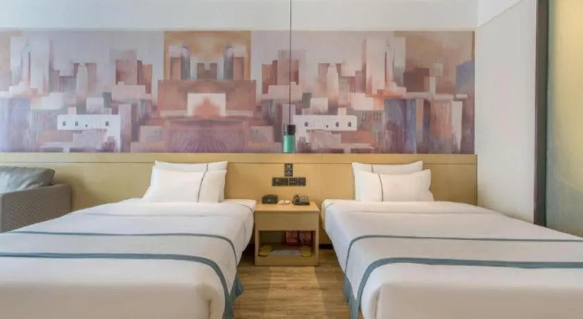 Bed in City Comfort Inn Nanning International Exhibition Jinhu Plaza