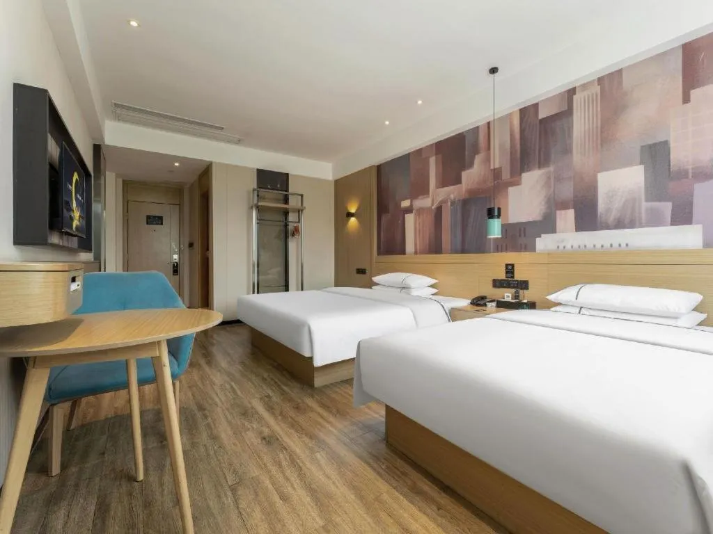 Bed in City Comfort Inn Suizhou Bingzi Wanda