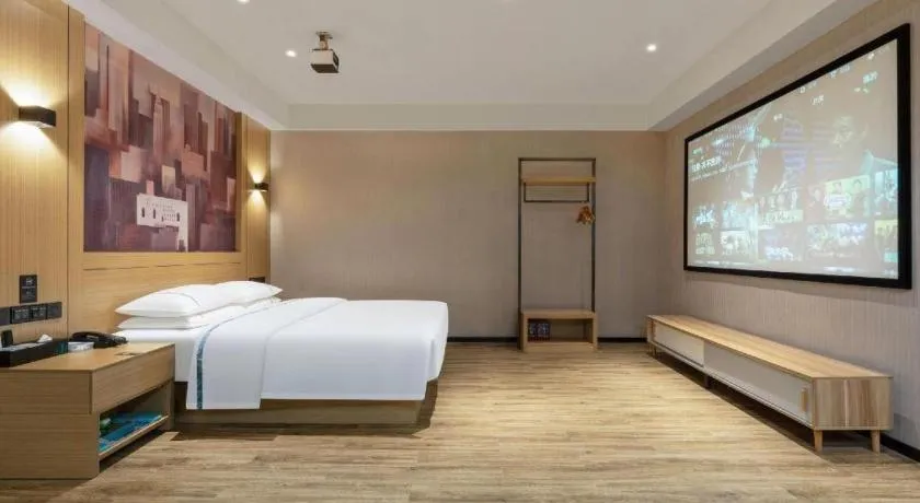 Bed in City Comfort Inn Suizhou Bingzi Wanda