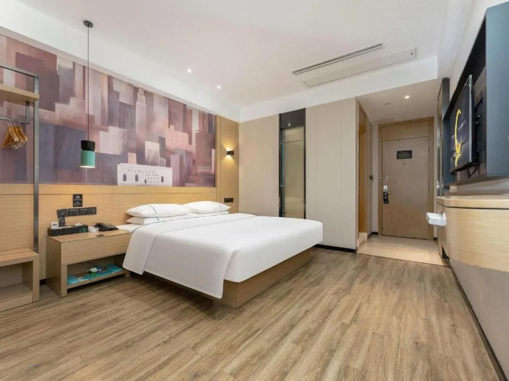 Bed in City Comfort Inn Suizhou Bingzi Wanda