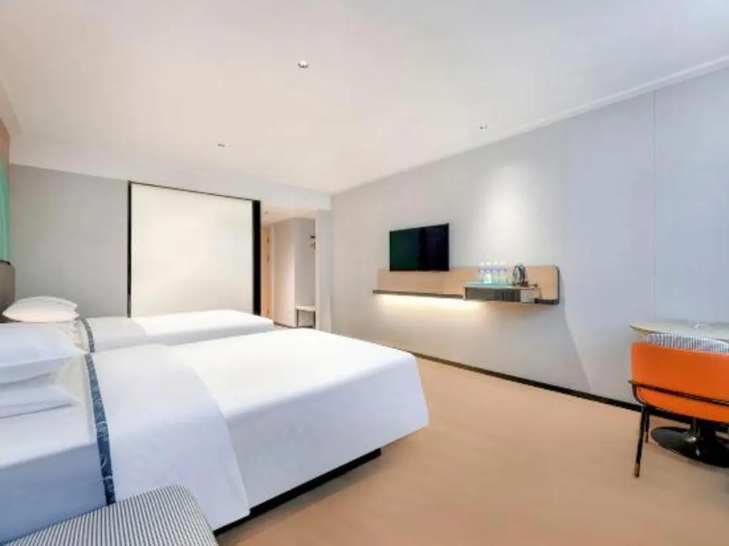 Bed in City Comfort Inn Chongqing Shiqiao Plaza Metro Station