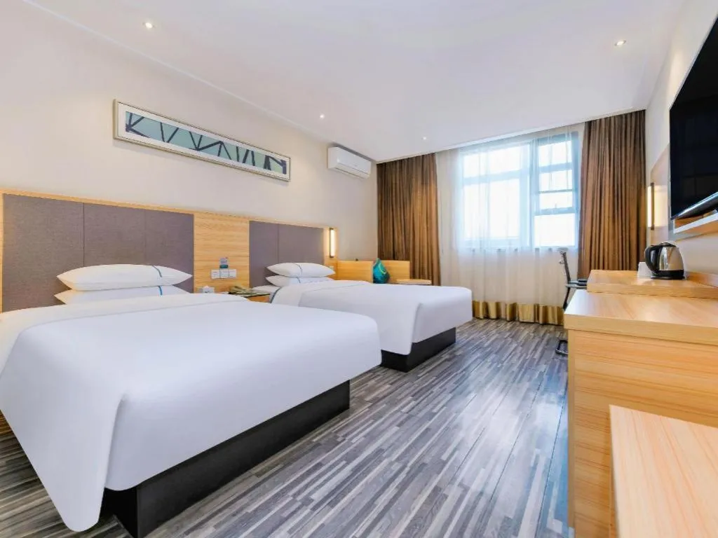 Bed in City Comfort Inn Chongqing Shiqiao Plaza Metro Station