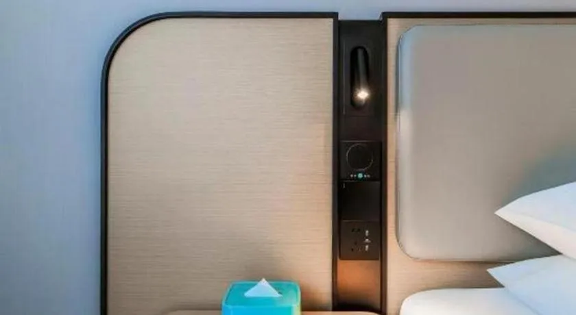 Bed in City Comfort Inn Chongqing Shiqiao Plaza Metro Station