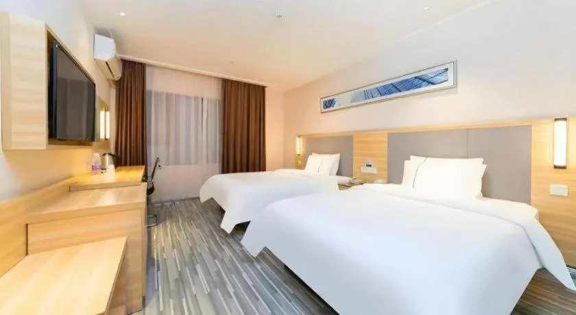 Bed in City Comfort Inn Chongqing Shiqiao Plaza Metro Station