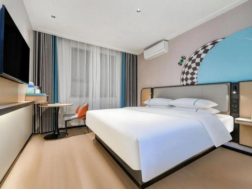 Bed in City Comfort Inn Chongqing Shiqiao Plaza Metro Station