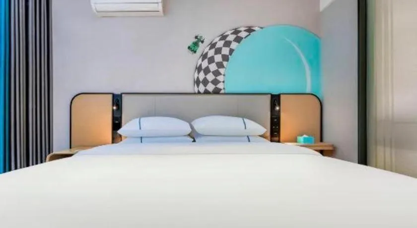 Bed in City Comfort Inn Chongqing Shiqiao Plaza Metro Station