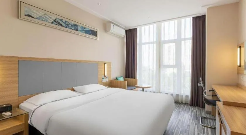 Bed in City Comfort Inn Chongqing Daping Shidai Tianjie