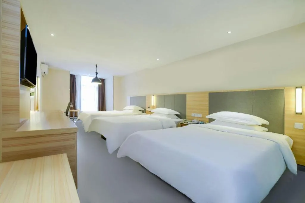 Bed in City Comfort Inn Chongqing Daping Shidai Tianjie