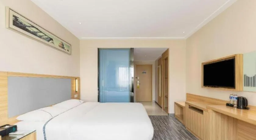 Bed in City Comfort Inn Chongqing Daping Shidai Tianjie