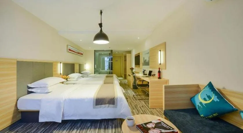 Bed in City Comfort Inn Chongqing Daping Shidai Tianjie