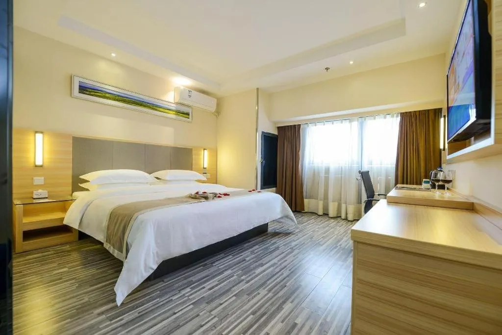 Bed in City Comfort Inn Chongqing Daping Shidai Tianjie