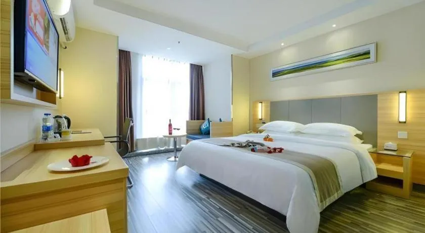 Bed in City Comfort Inn Chongqing Daping Shidai Tianjie