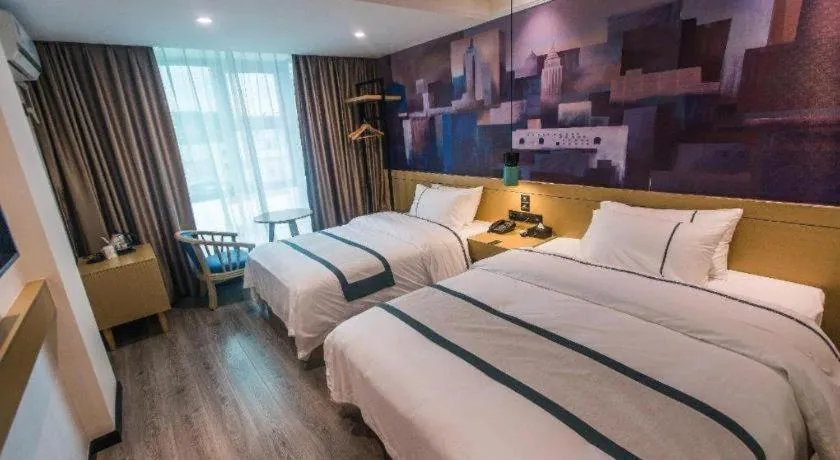 Bed in City Comfort Inn Shaoguan High-speed Railway Station Xilian Examination Center