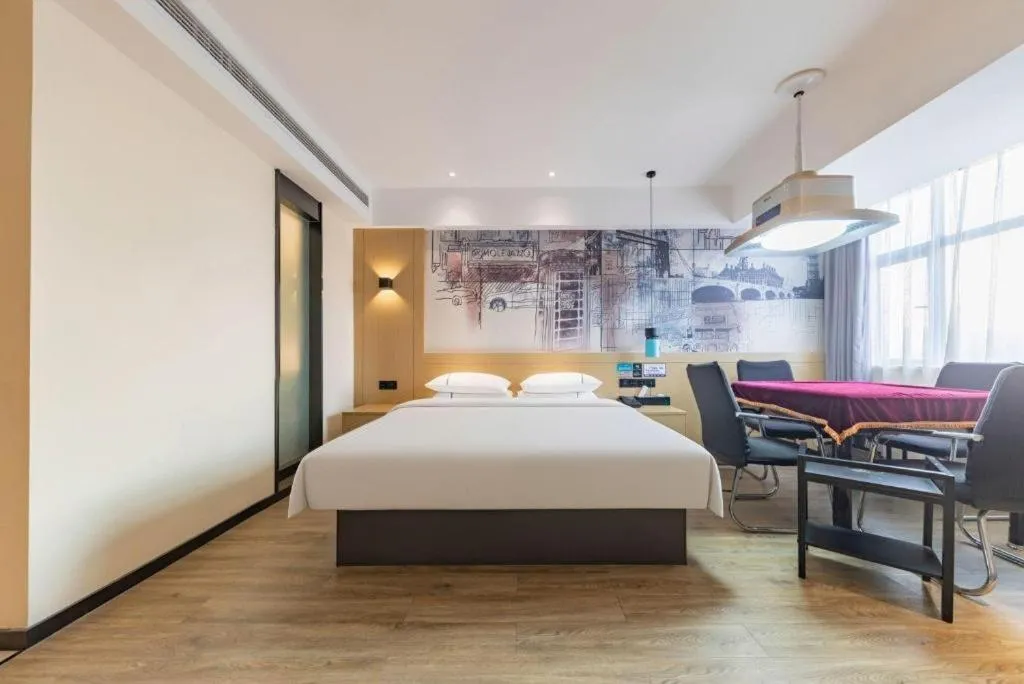 Bed in City Comfort Inn Changde Lixian Taohuatan