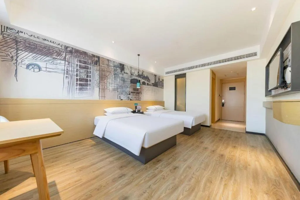 Bed in City Comfort Inn Changde Lixian Taohuatan