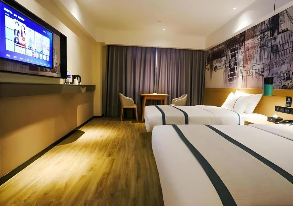 Bed in City Comfort Inn Changde Lixian Taohuatan